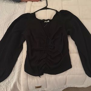 ABERCROMBIE AND FITCH SILK LONG SLEEVE RUCHED FRONT TOP